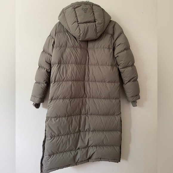 Super Puff Long in Modern Taupe - Picture 3 of 3